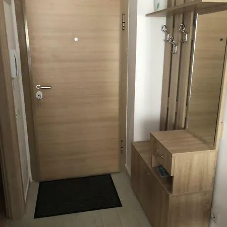 Studio Nicki Desilva Nord Apartman *